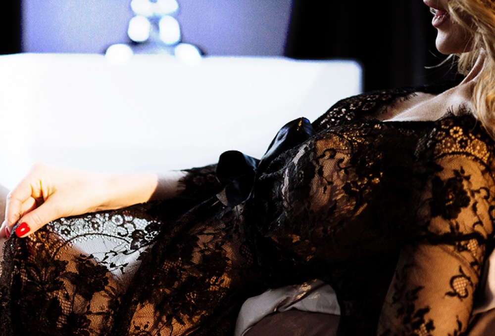 Penthouse Gold porn video: Strange Bedfellows