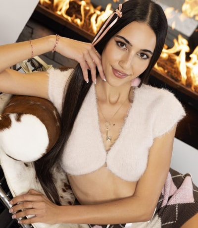Penthouse Gold porn video: Gallery - March 2025 Pet Stripteases