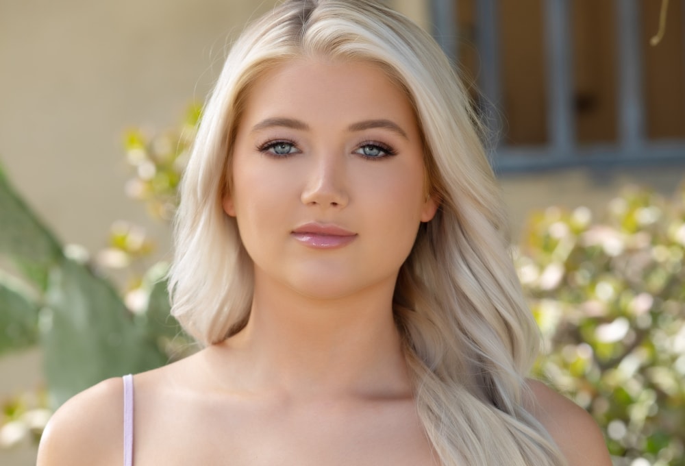 Penthouse Gold porn video: Gallery - Pet of the Month September 2022