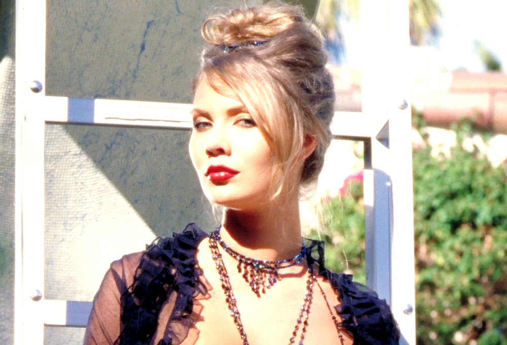 Penthouse Gold porn video: Nikita - Outtakes