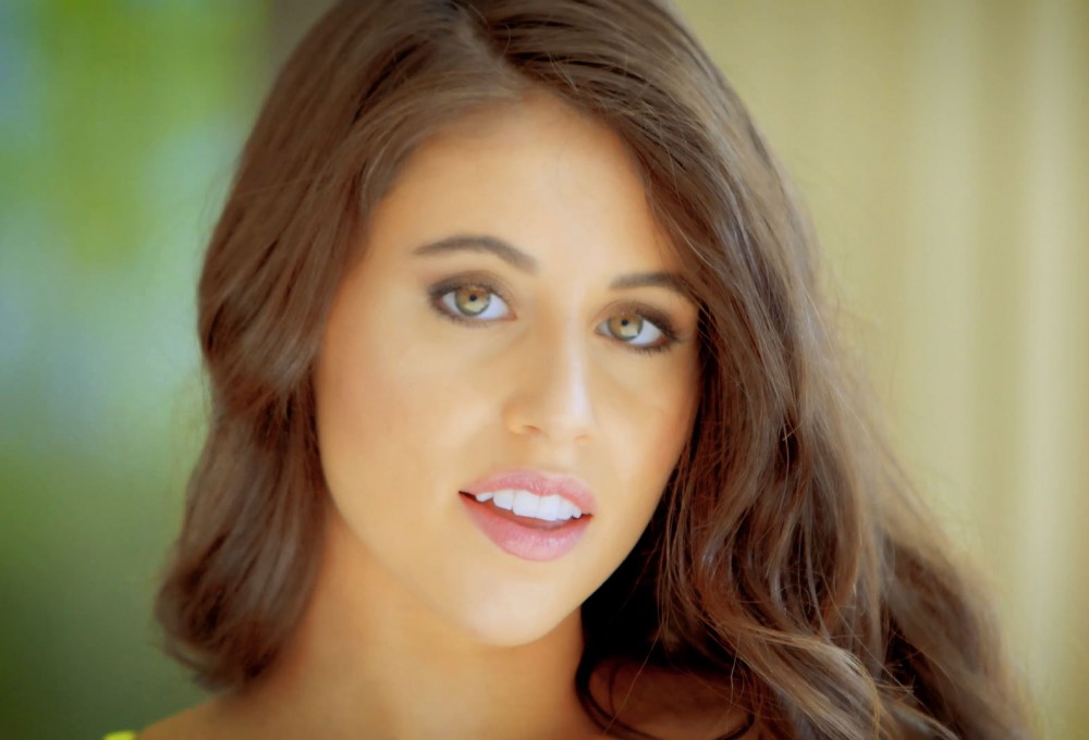 Penthouse Gold HD porn video: Video - Violet Summers Strip 2