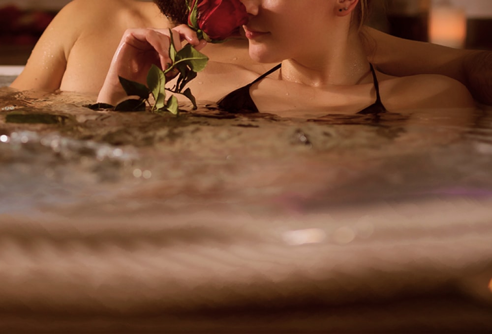 Penthouse Gold porn video: Soaking Up Pleasure