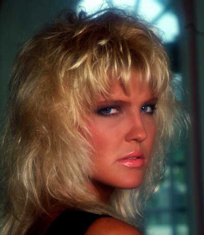 Penthouse Gold porn video: Pet of the Month August 1987