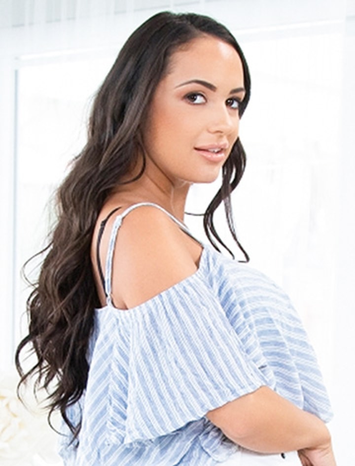 Sofi Ryan