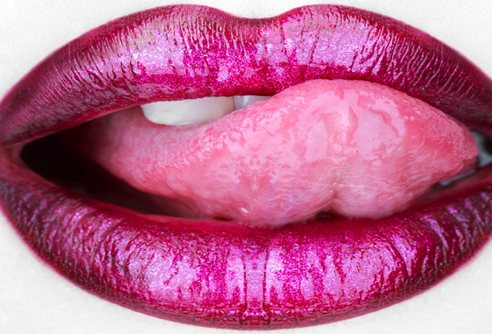 Penthouse Gold porn video: Orgasm In Aisle 3!