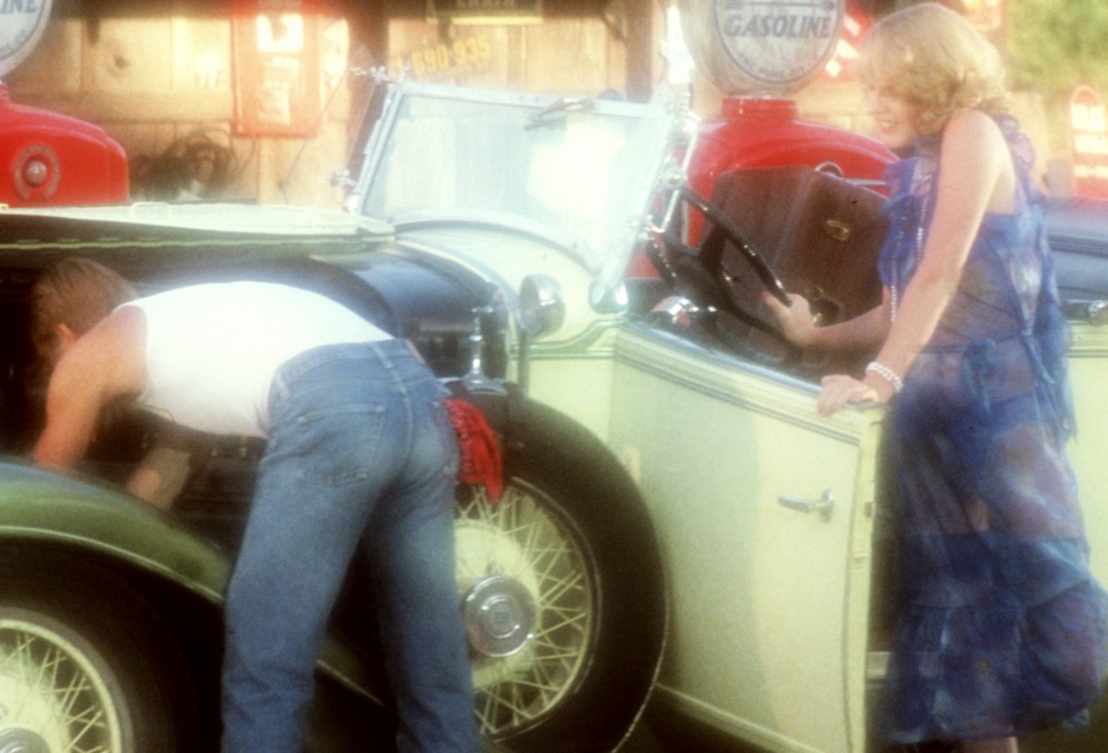 Penthouse Gold porn video: Service Station