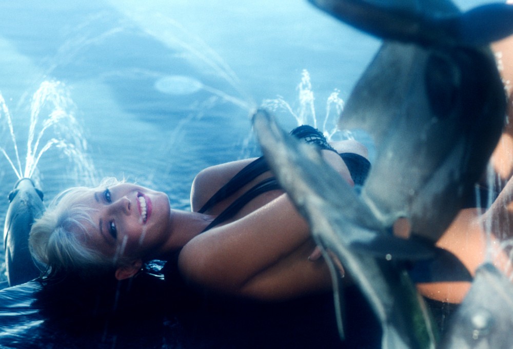 Penthouse Gold porn video: Pet of the Month September 1989