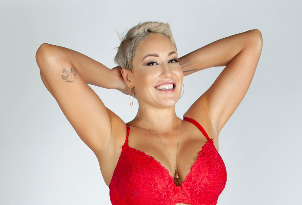 Penthouse Gold porn video: The Missing Kiss