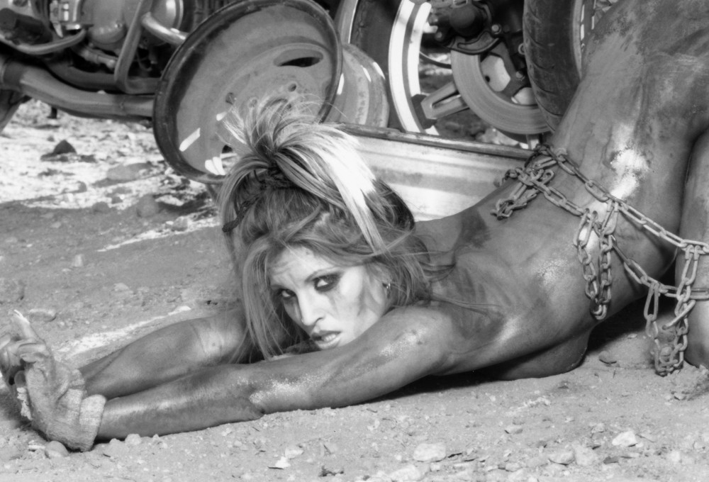 Penthouse Gold porn video: Junkyard Janine