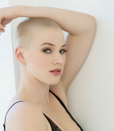 Penthouse Gold porn video: Fleshiest Eastward