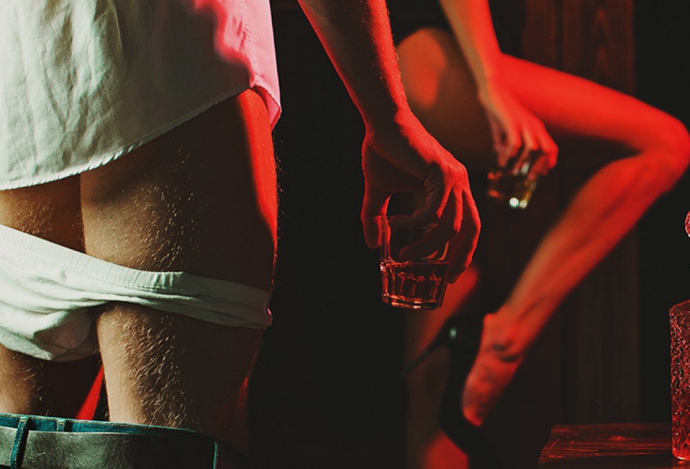 Penthouse Gold porn video: Birthday Booty