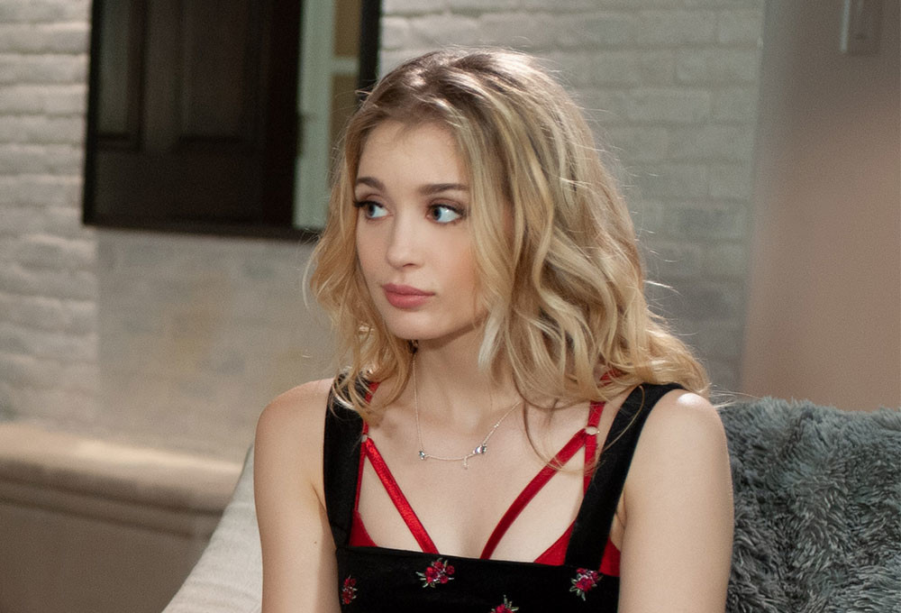 Penthouse Gold porn video: Teen Babysitters 4