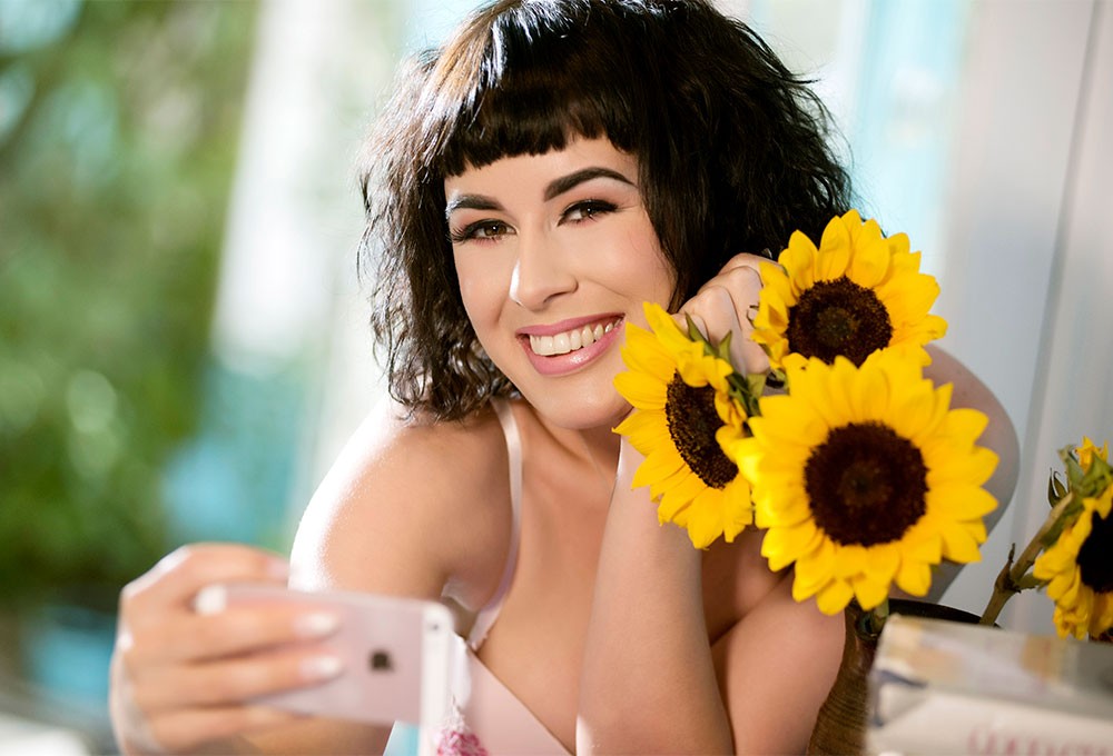 Penthouse Gold porn video: Pet of the Year Runner Up 2018