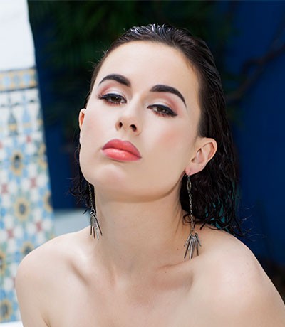 Penthouse Gold porn video: Blossoming Bather