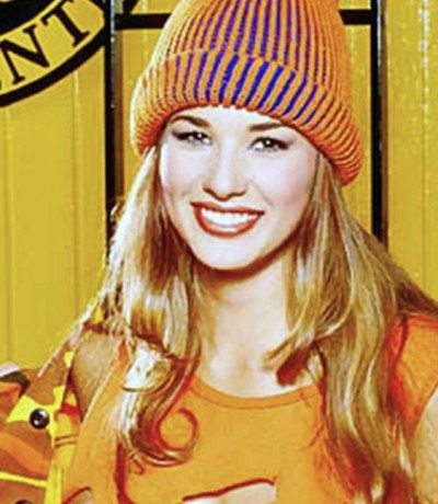 Penthouse Gold porn video: Pet of the Month December 2001 - Extended