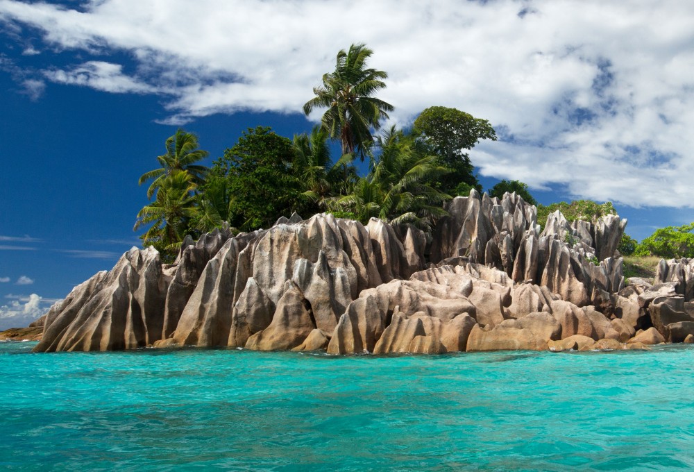 Penthouse Gold porn video: The Kingdom of Redonda