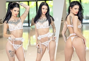 Penthouse Gold HD porn video: Tera Winters‘ schlüpfrige Mitbewohner-Fantasie