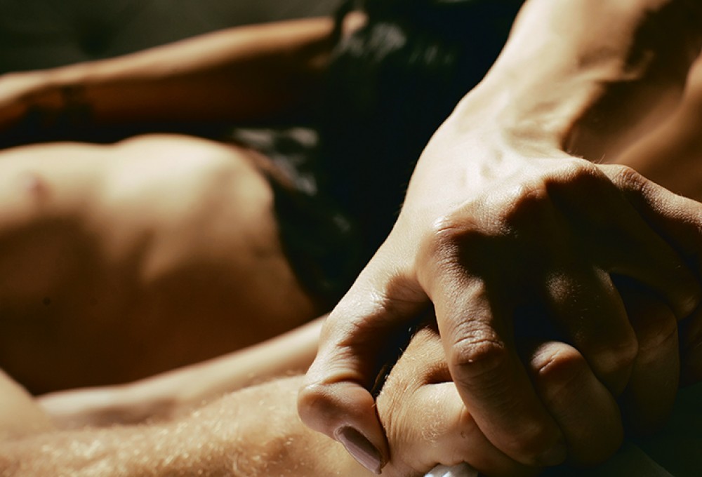 Penthouse Gold porn video: Suck to Shoot