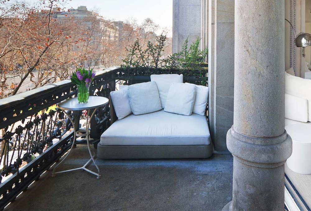 Penthouse Gold porn video: Up and Away