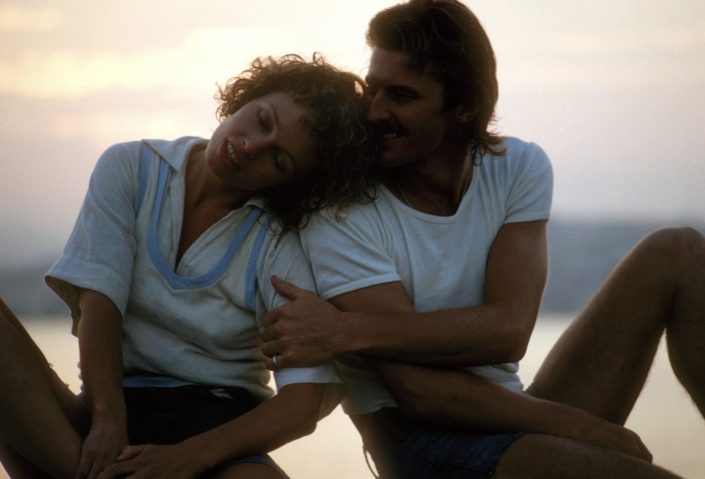 Penthouse Gold porn video: On the Beach